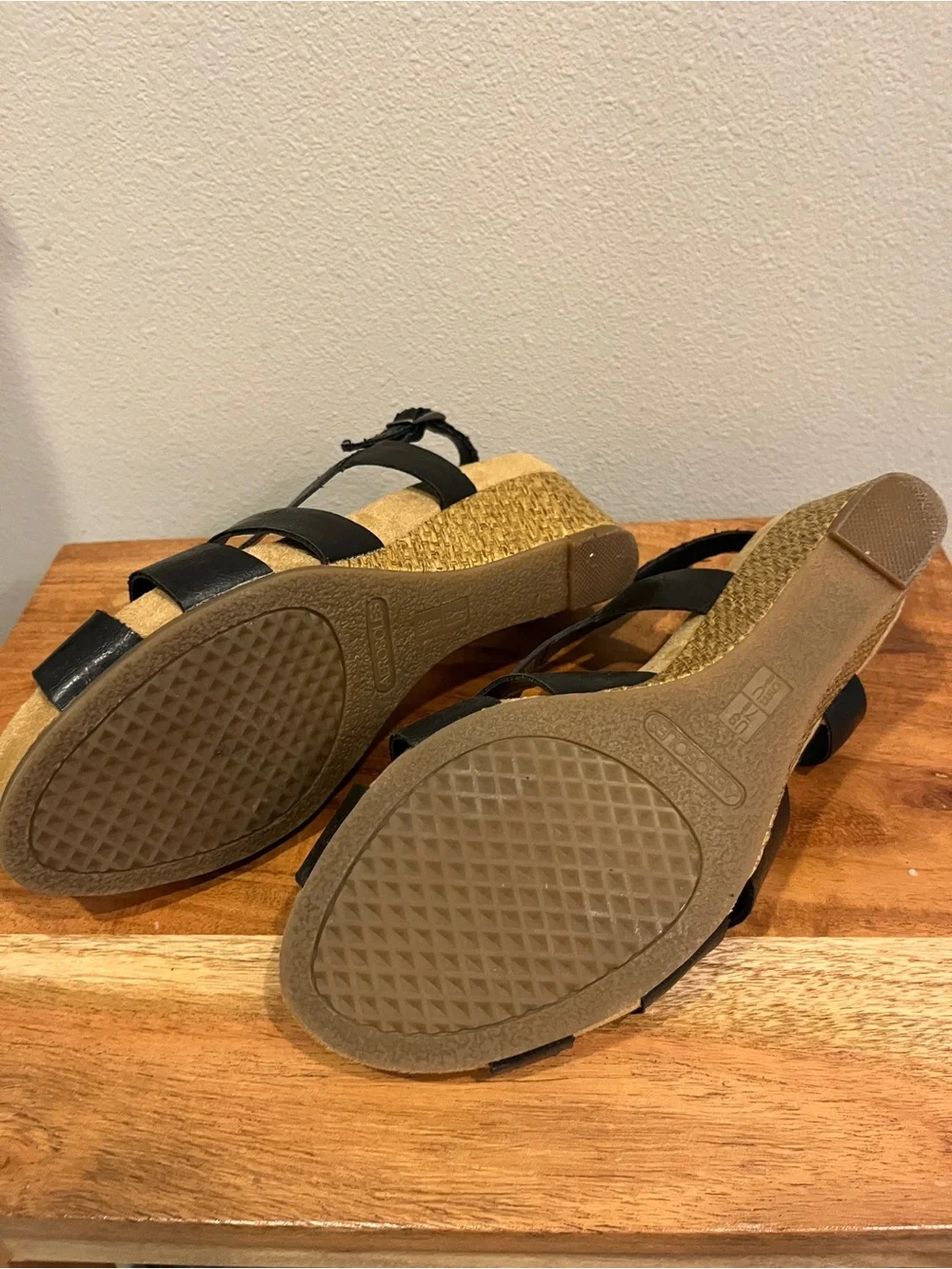 *Adorable* AEROSOLES 7.5 Black Wedge Sandals Espadrilles from Nordstrom